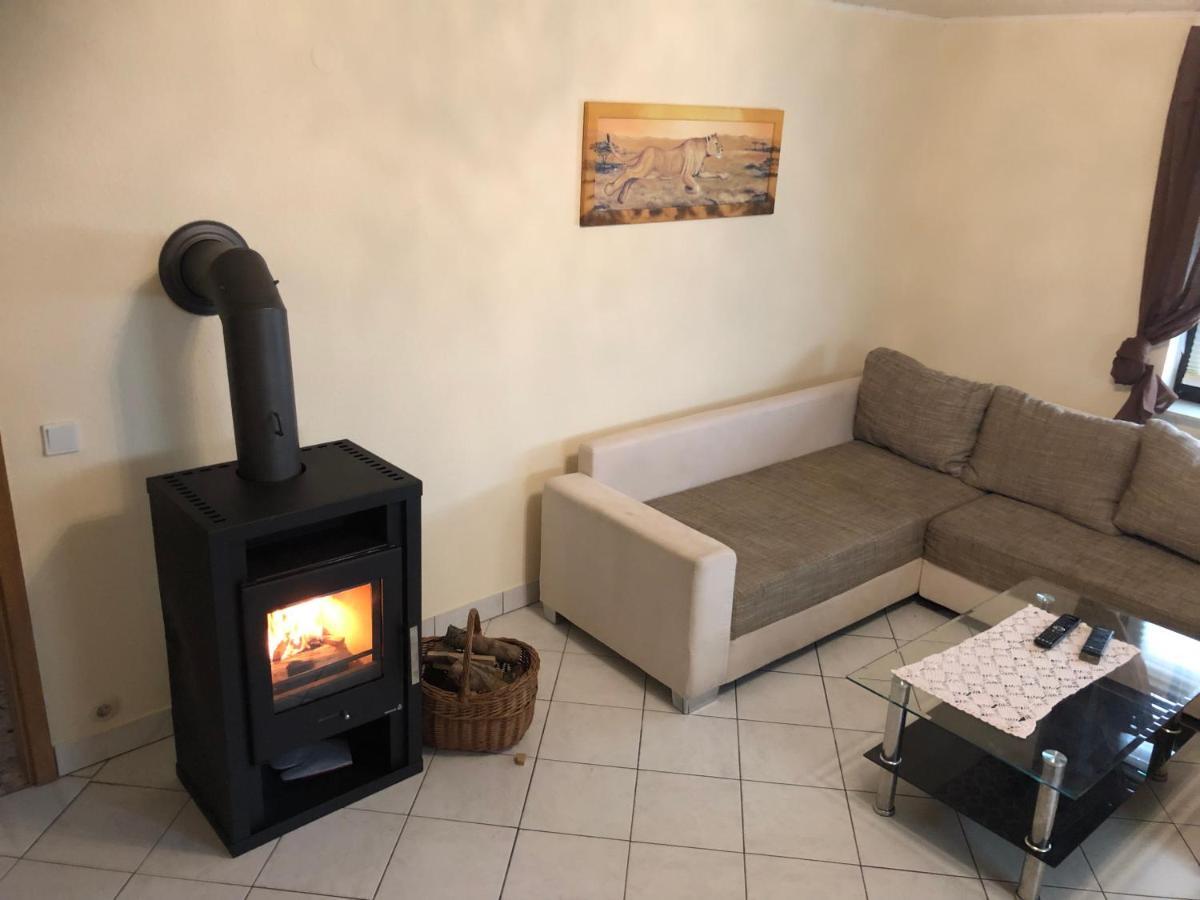 Monteurwohnung - Ferienwohnung Naehe Limburg An Der Lahn Flacht Экстерьер фото